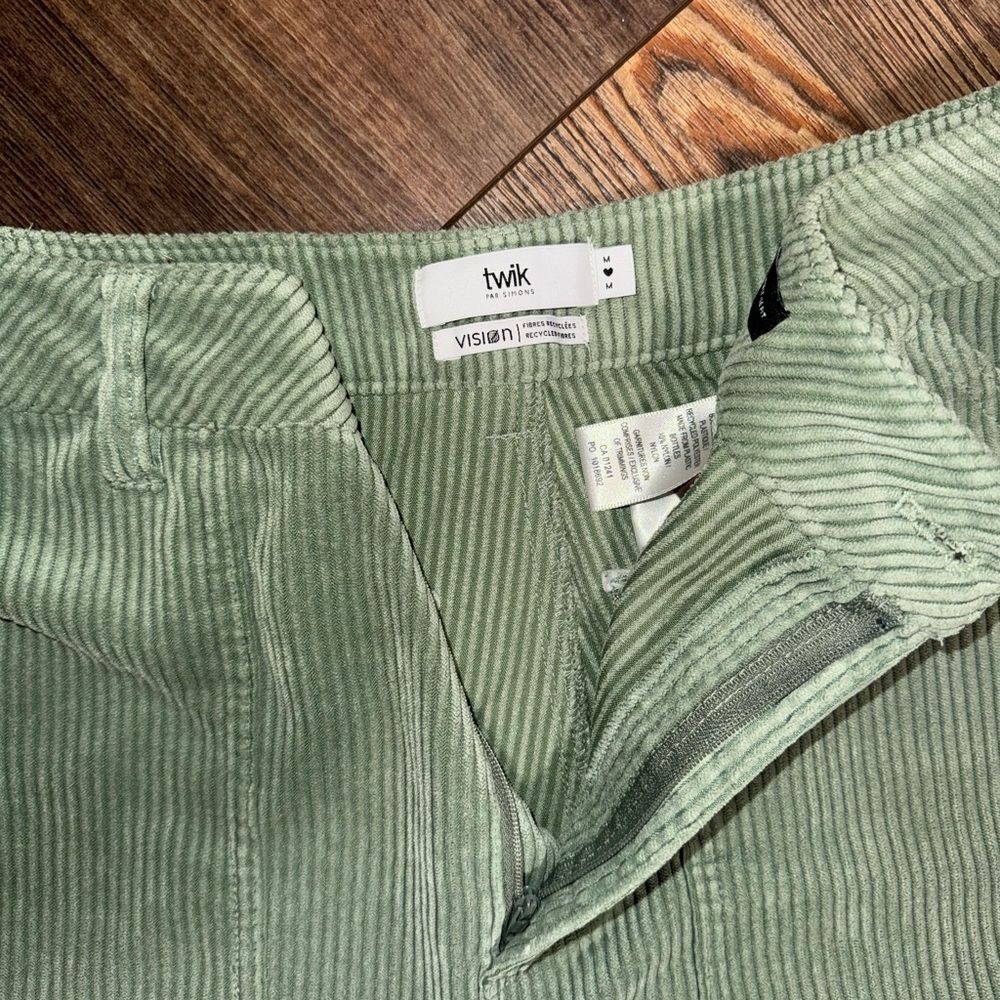 Twik par Simon’s Sage Wide Wale Corduroy Trousers-utility style and sooo soft! - Picture 2 of 9